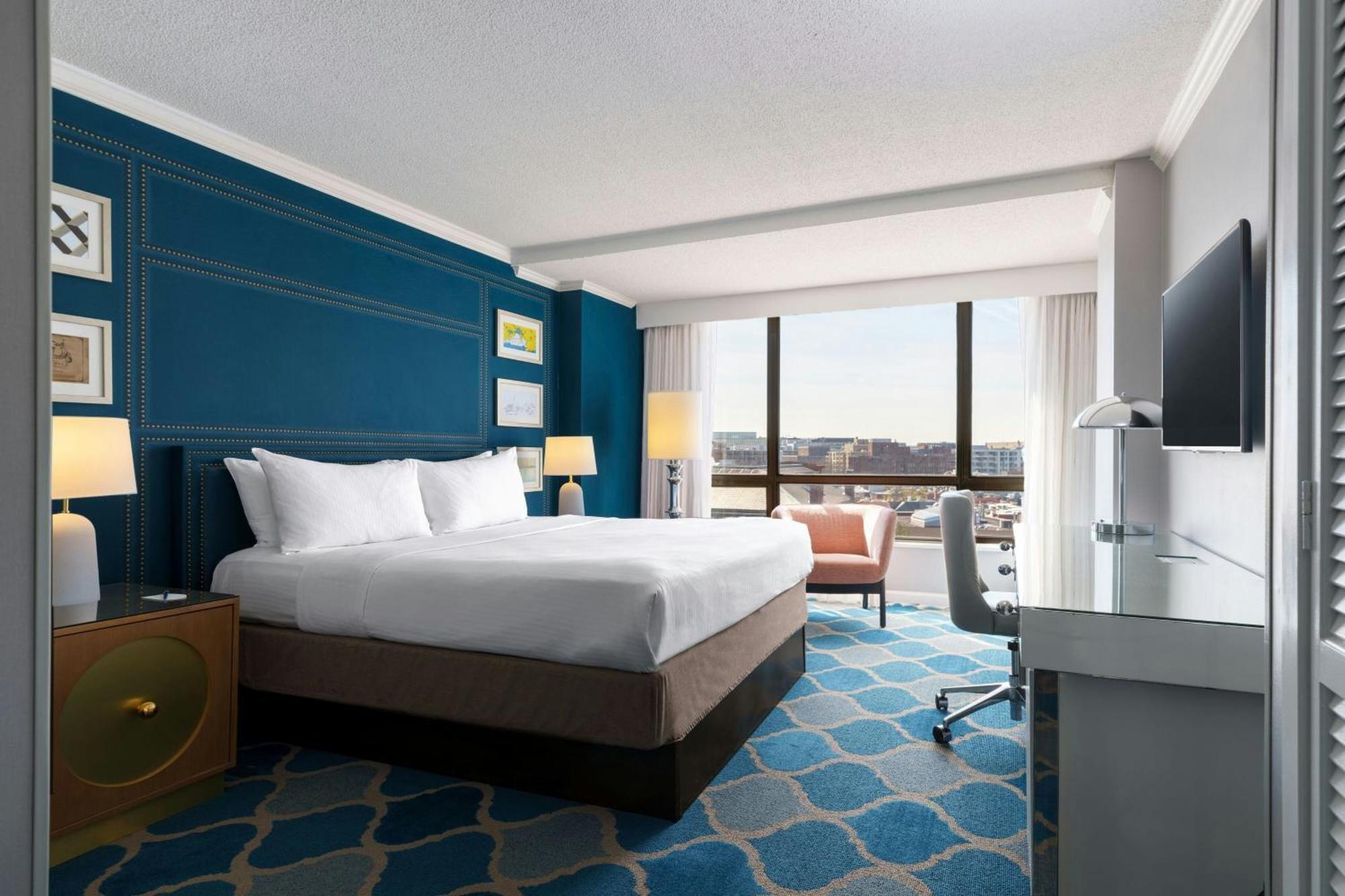 The Ven At Embassy Row, Washington, D.c., A Tribute Portfolio Washington